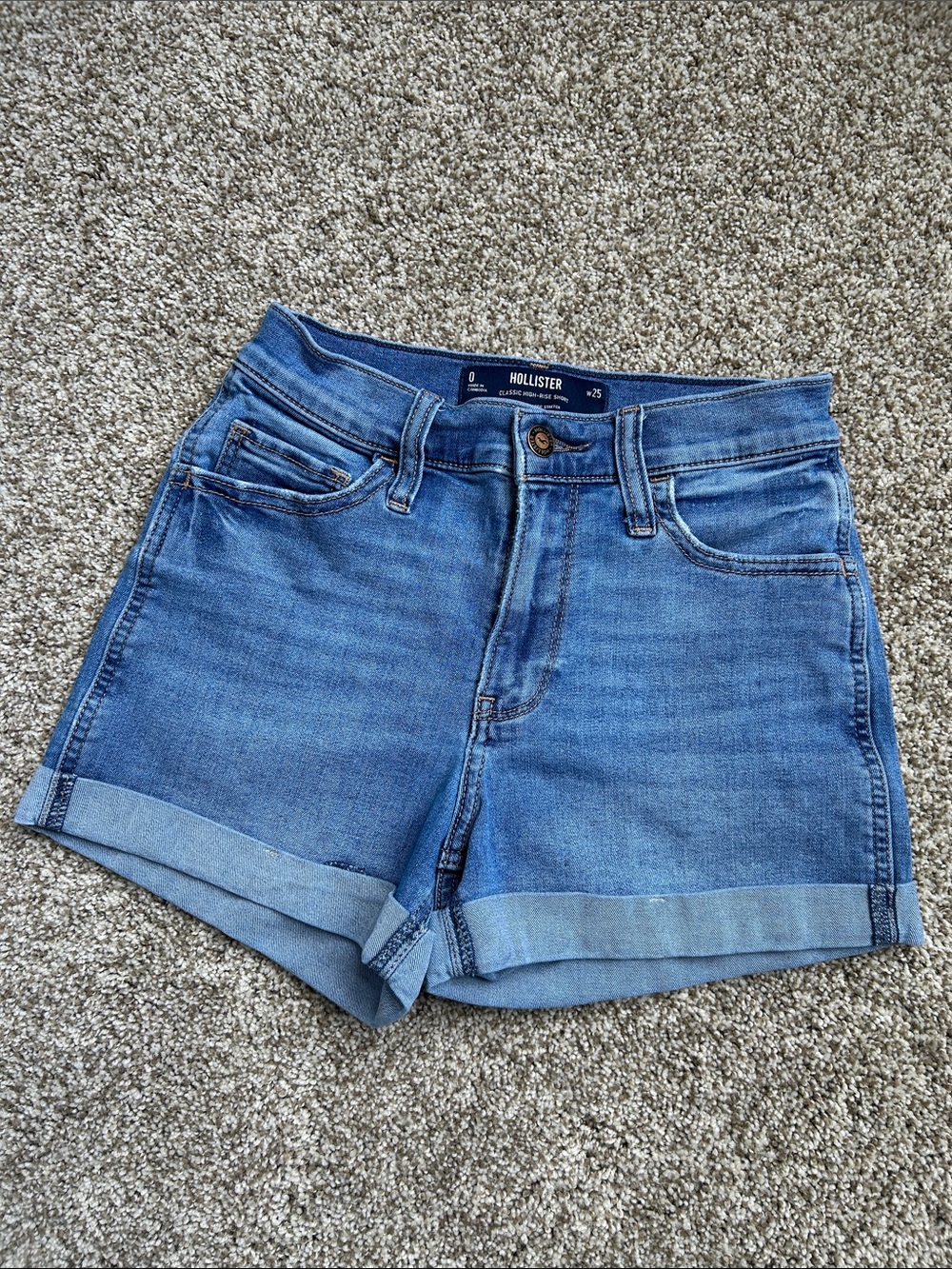 Hollister Classic High Rise Denim Shorts - Size 0